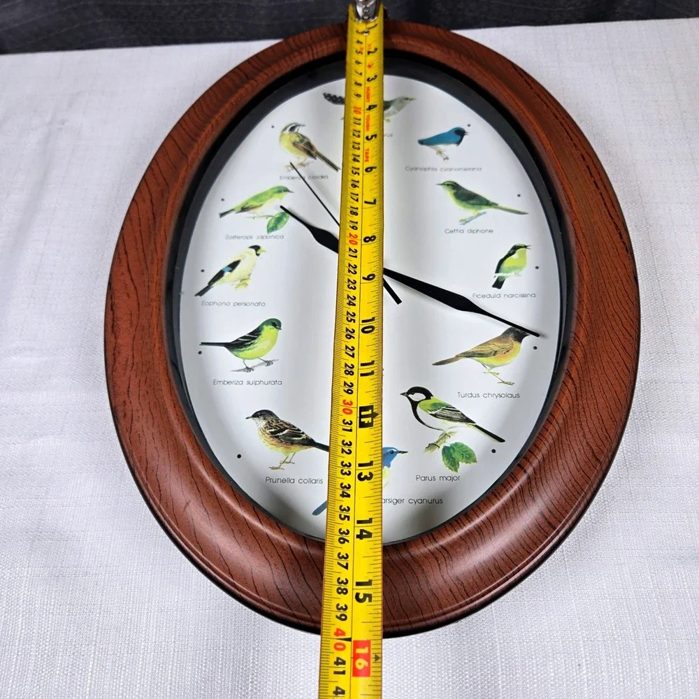 Vintage Oval Quartz Bird Illustration Wall Clock – Faux Wood Grain Frame